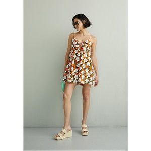 NWT Alice + Olivia Melvina Floral Tie-Front Cut-Out Minidress Size 2